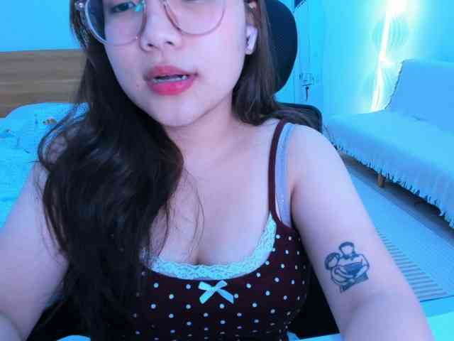 YanaPeach