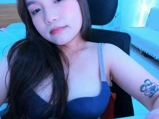 YanaPeach