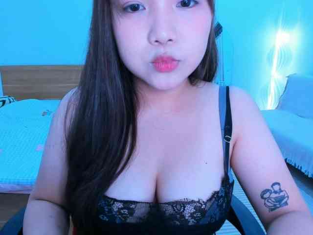 YanaPeach