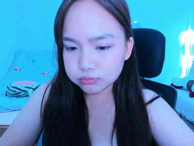 YanaPeach YanaPeach