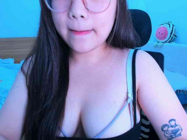 YanaPeach