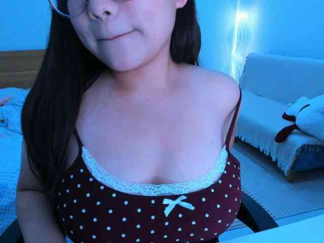 YanaPeach