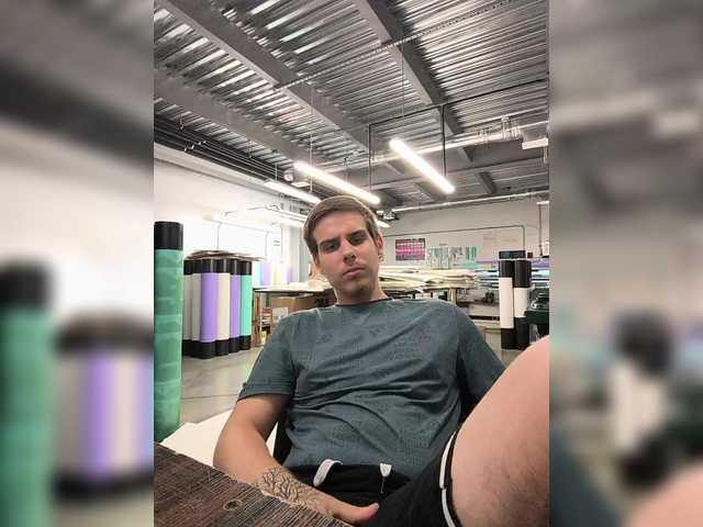 Borz19a live webcam show