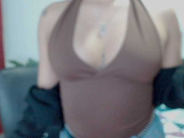 Natalybu live cam on BongaCams