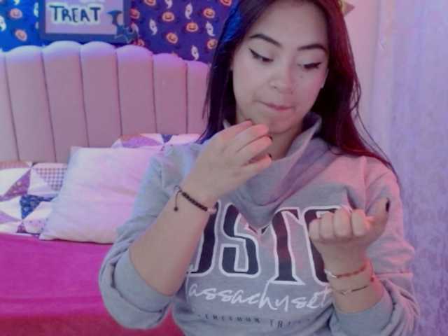 Natalybu live cam on BongaCams