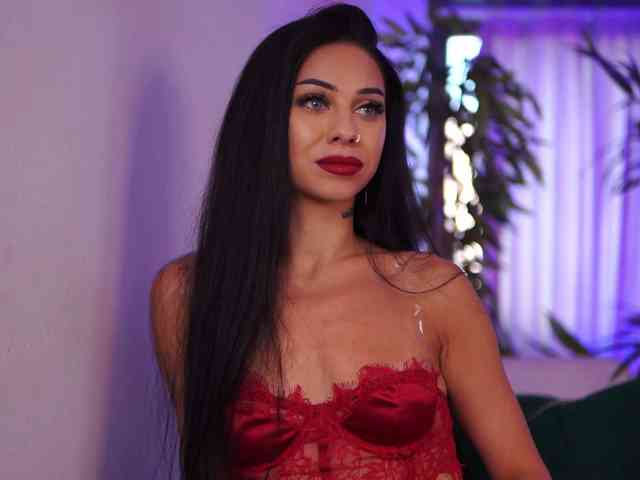 AzraReign Sex Cam Show