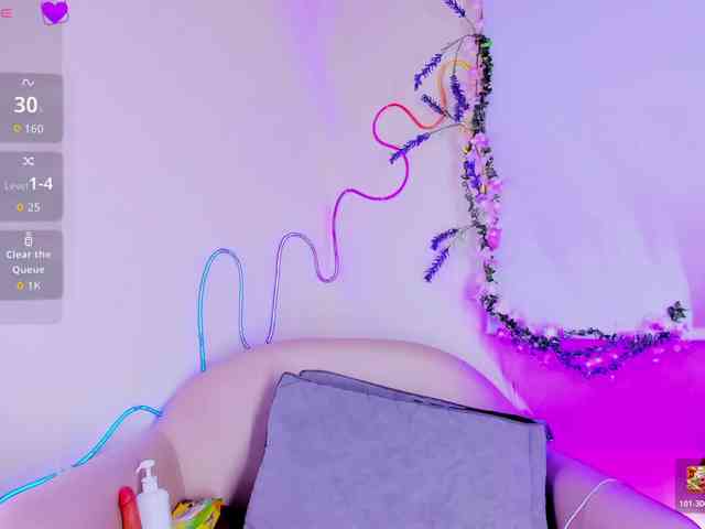 luna-bella23 webcam