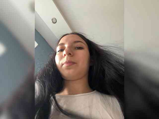 -Stella-21- webcam