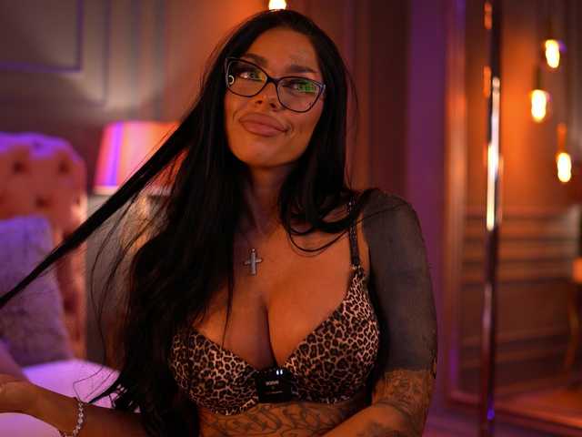SonyaStorm live cam on BongaCams