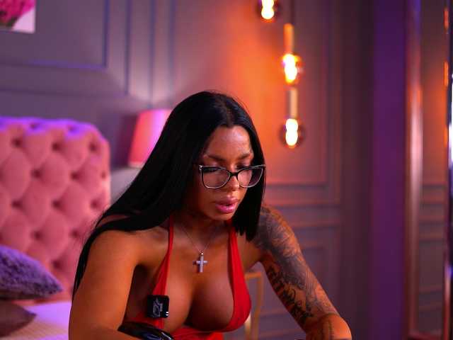 SonyaStorm live cam on BongaCams