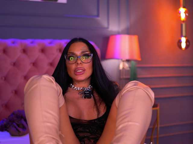 SonyaStorm live cam on BongaCams