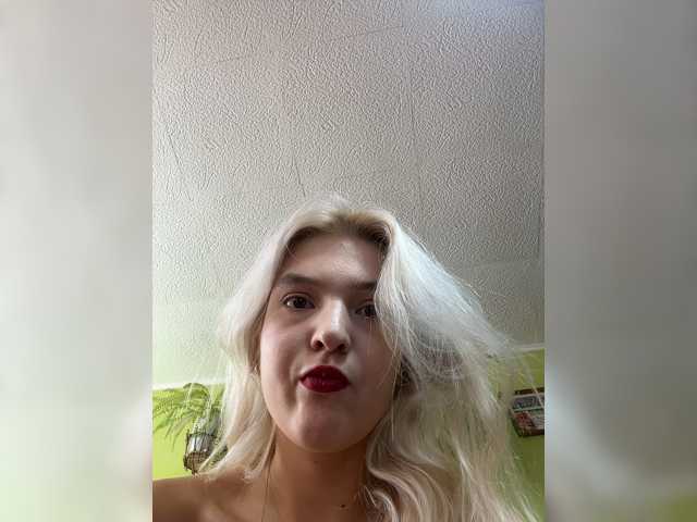 Liza-49 live cam on BongaCams