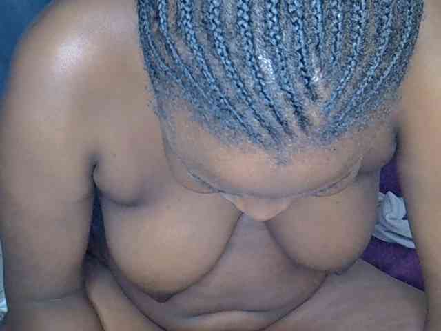 Model: Prettyyas