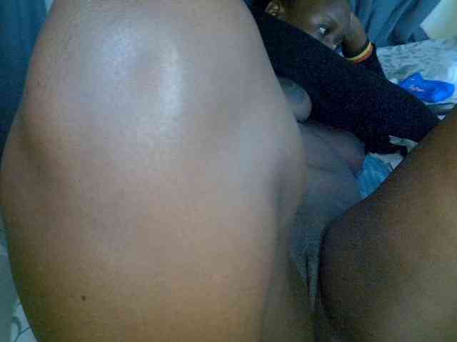 Prettyyas webcam