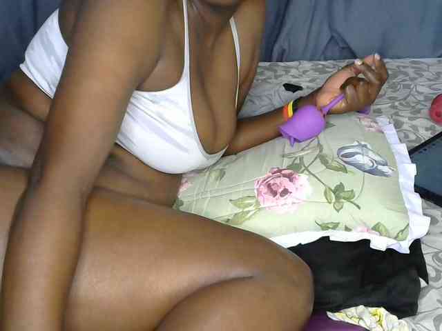 Prettyyas webcam