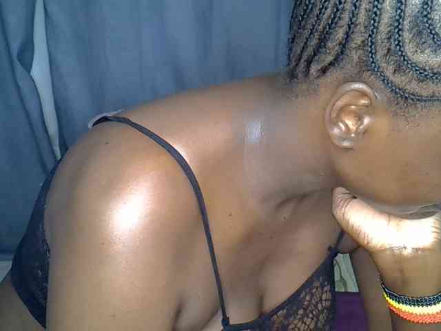 Model: Prettyyas