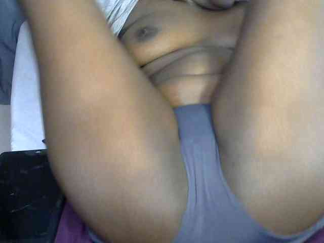 Prettyyas webcam
