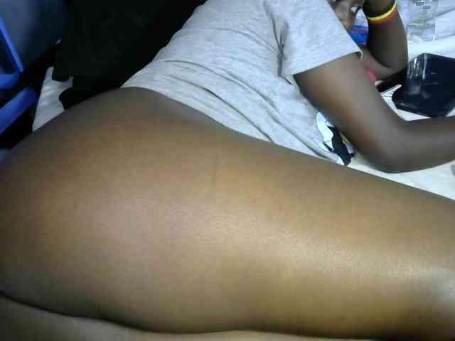 Prettyyas webcam