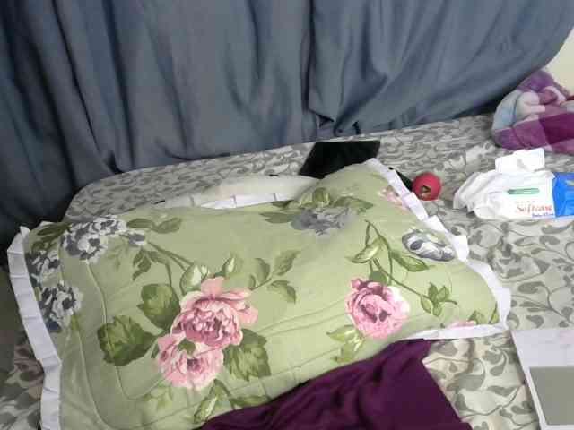 Prettyyas webcam