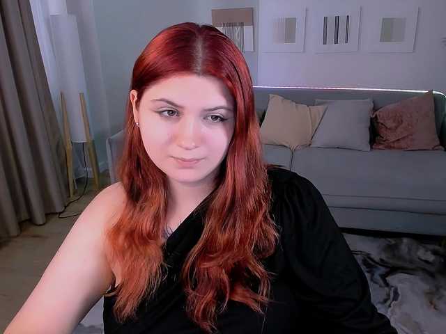Milenafiery live cam on BongaCams