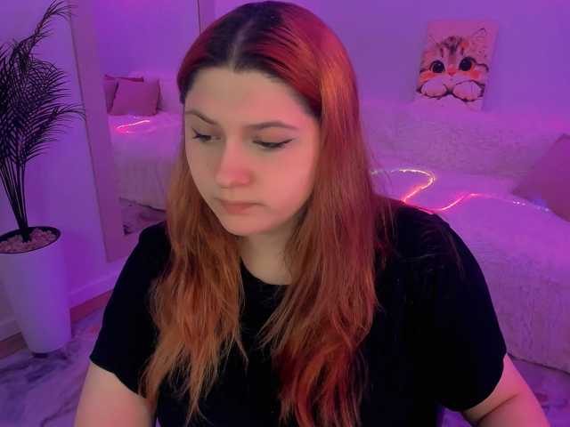 Milenafiery live cam on BongaCams