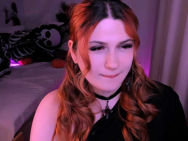 Milenafiery live cam on BongaCams