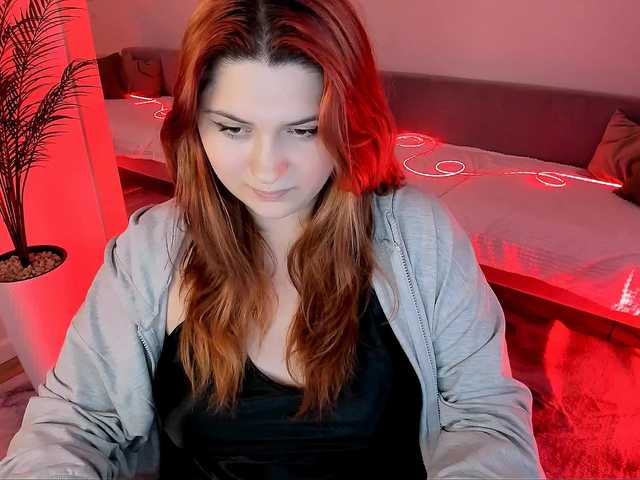 Milenafiery live cam on BongaCams