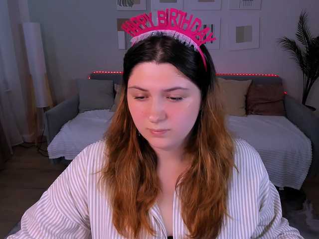 Milenafiery live cam on BongaCams
