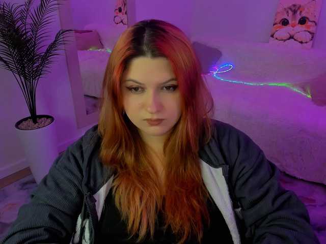 Milenafiery live cam on BongaCams