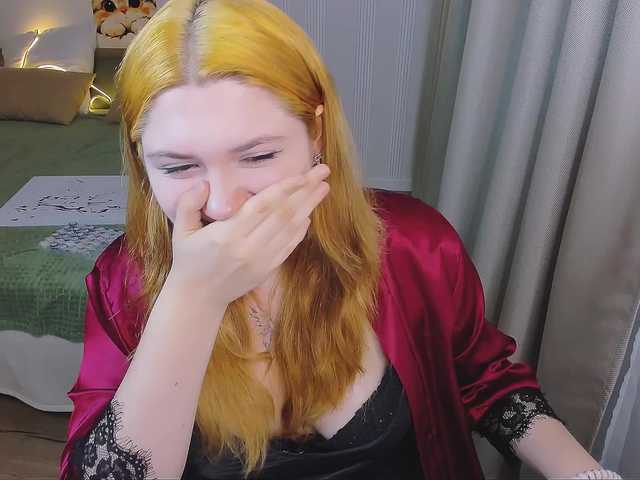 Milenafiery live cam on BongaCams