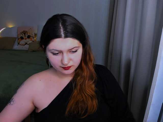 Milenafiery live cam on BongaCams