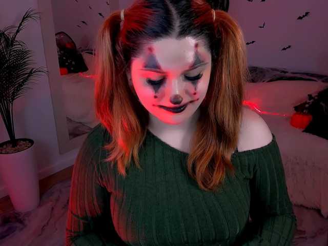 Milenafiery live cam on BongaCams