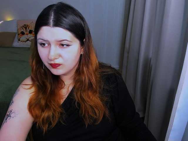 Milenafiery live cam on BongaCams