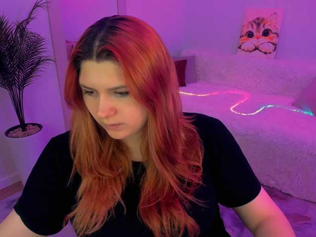 Milenafiery webcam bongacams model stream image