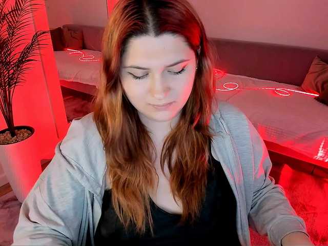 Milenafiery live cam on BongaCams