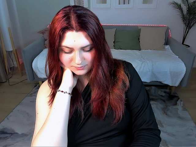 Milenafiery live cam on BongaCams