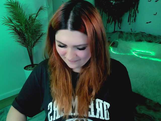 Milenafiery live cam on BongaCams