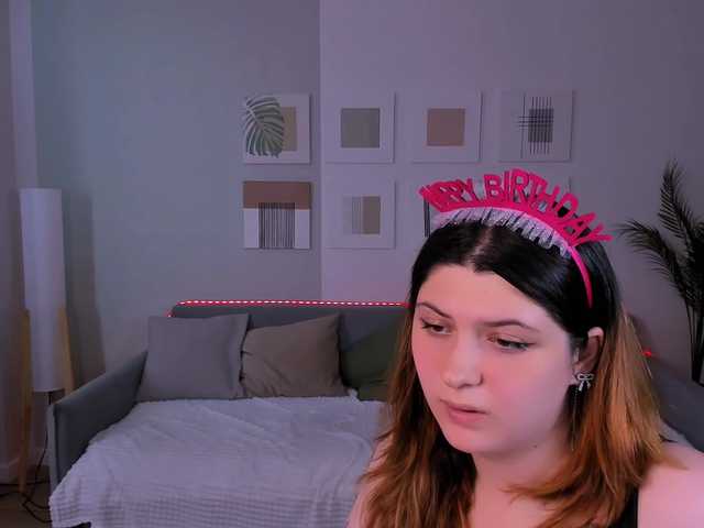 Milenafiery live cam on BongaCams