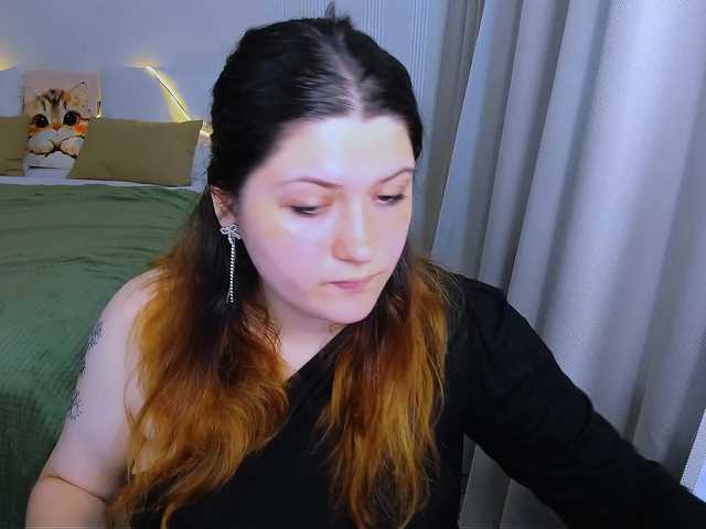 Milenafiery live cam on BongaCams