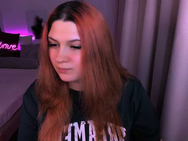Milenafiery live cam on BongaCams