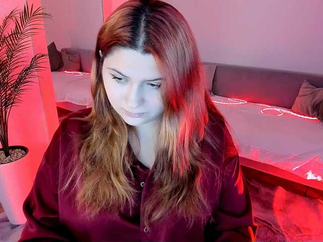 Milenafiery live cam preview
