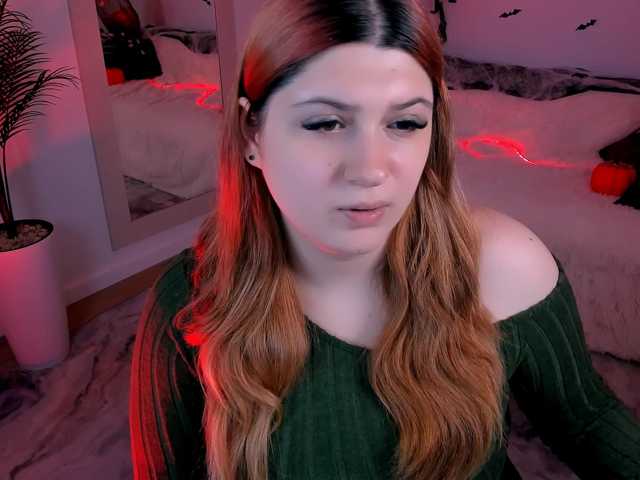 Milenafiery live cam on BongaCams