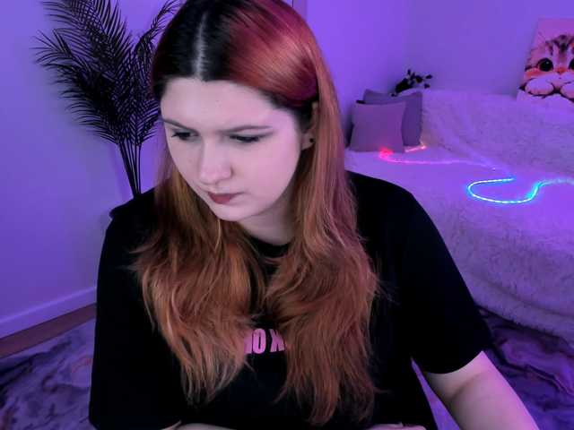 Milenafiery live cam on BongaCams