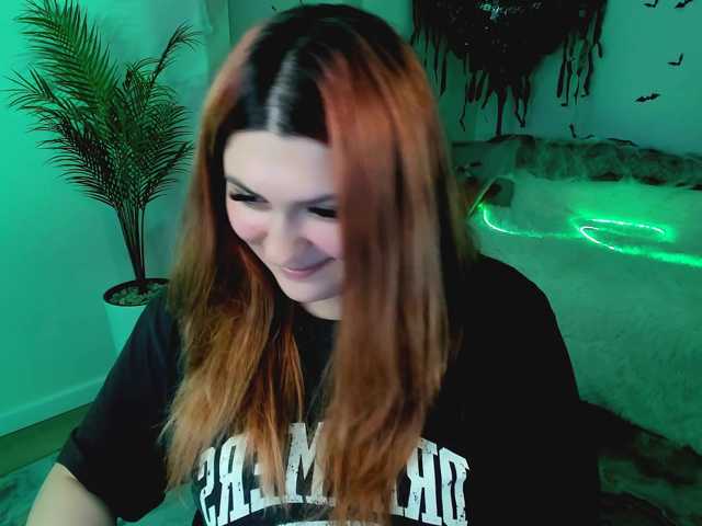 Milenafiery live cam on BongaCams