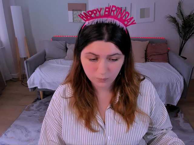 Milenafiery live cam on BongaCams