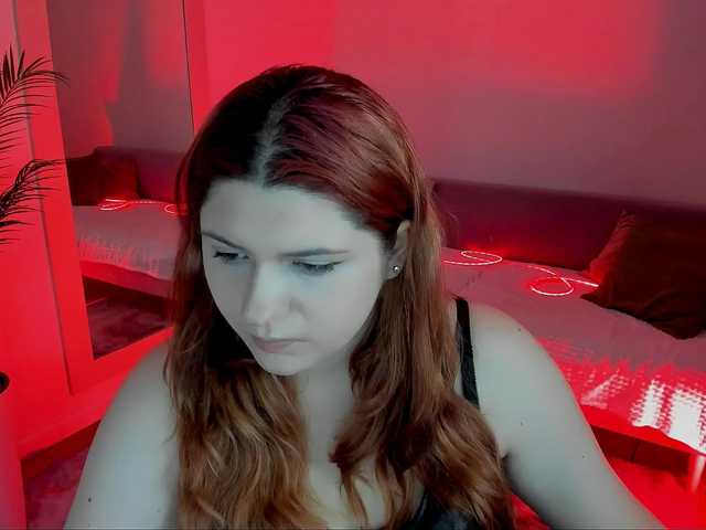 Milenafiery live cam on BongaCams