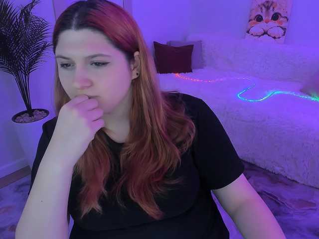 Milenafiery webcam bongacams model stream image