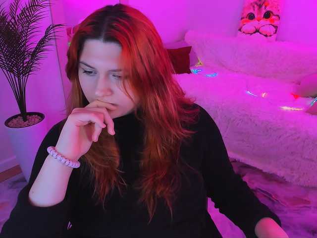 Milenafiery live cam on BongaCams