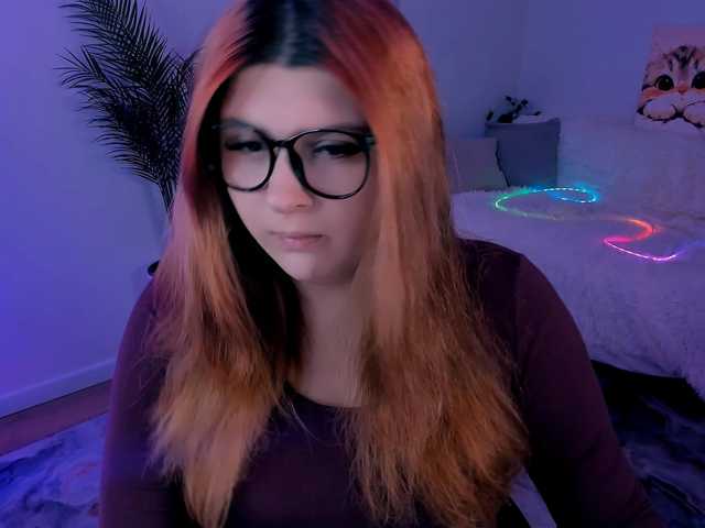 Milenafiery live cam on BongaCams