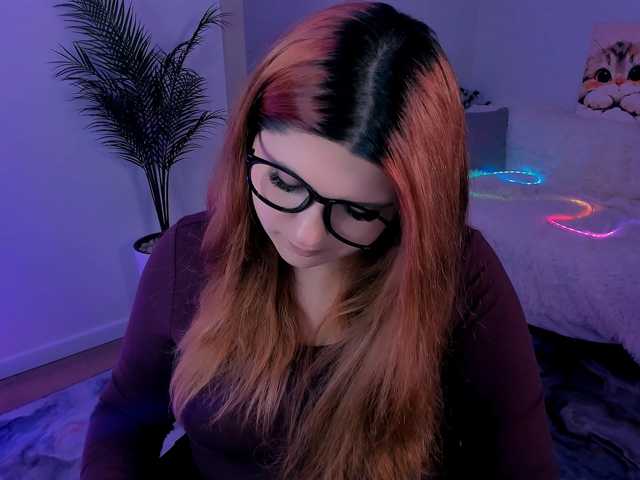 Milenafiery live cam on BongaCams